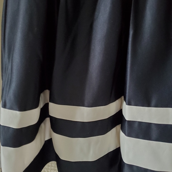 Girls Formal Dress - Picture 4 of 4